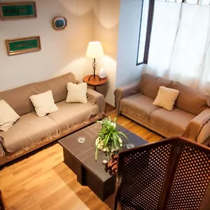 https://casa-torre-de-la-muralla.es-andalucia.com